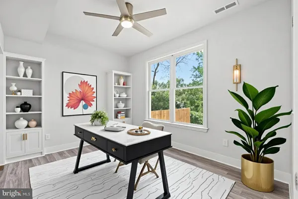 $649,999 | 207 Lincoln Colonial Beach, Colonial Beach, VA 22443