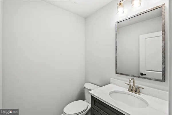 $649,999 | 207 Lincoln Colonial Beach, Colonial Beach, VA 22443