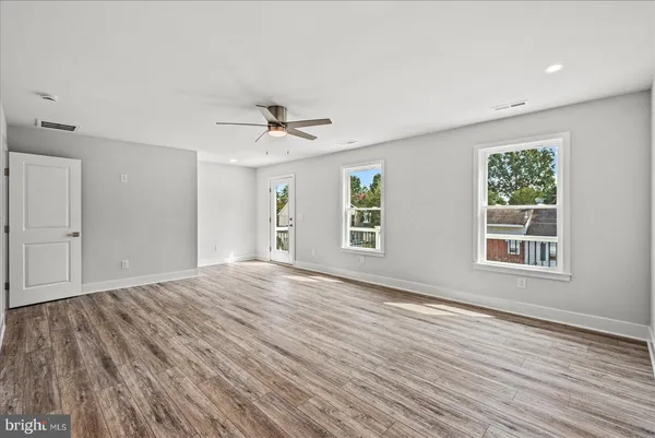 $649,999 | 207 Lincoln Colonial Beach, Colonial Beach, VA 22443