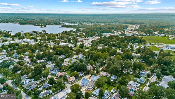 $649,999 | 207 Lincoln Colonial Beach, Colonial Beach, VA 22443