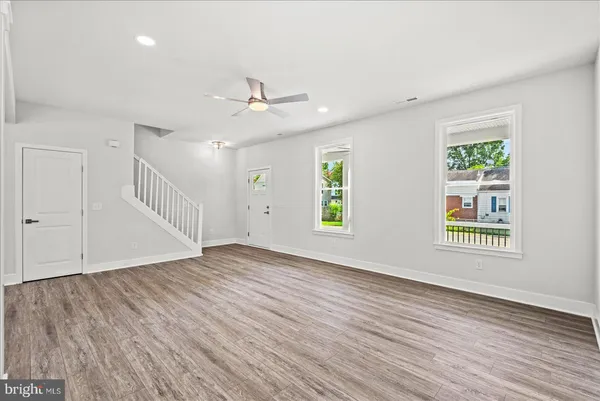 $649,999 | 207 Lincoln Colonial Beach, Colonial Beach, VA 22443