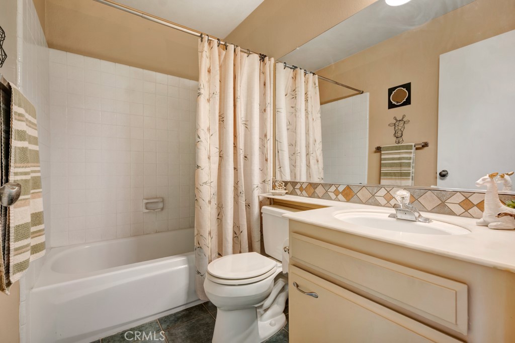 2018 Covington Avenue Simi Valley, CA 93065 - Photo 31 of 50