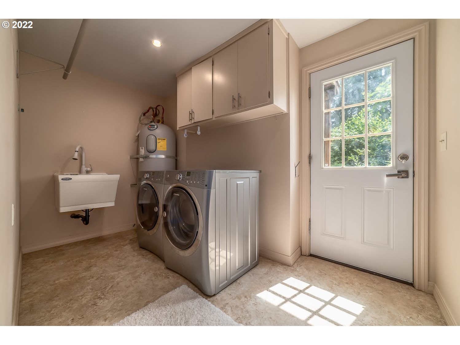 1830 Tigertail Road Eugene, OR 97405 - Photo 19 of 32 Gallery Image 19
