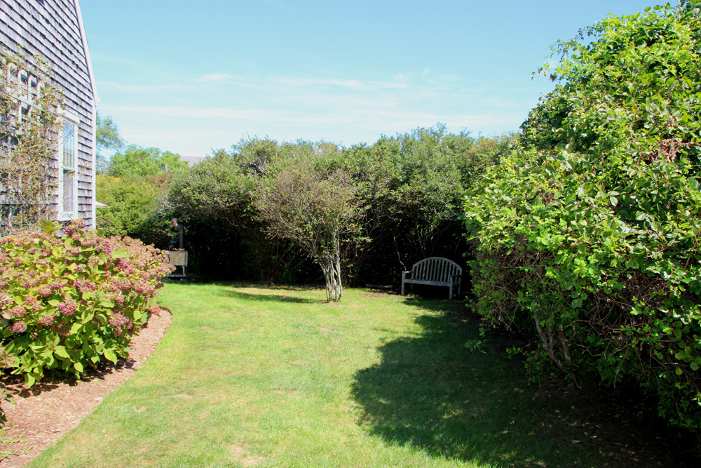 9 Polliwog Pond Road Nantucket, MA 02554 - Photo 38 of 49 Gallery Image 38