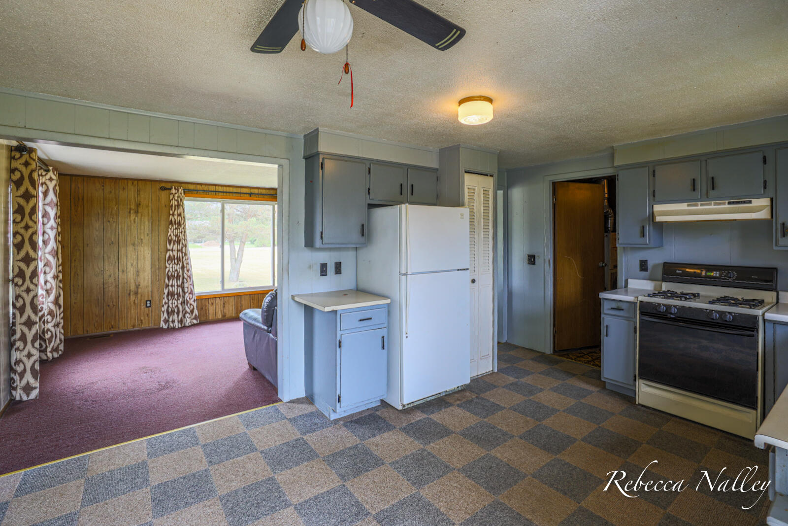 3150 South Patterson Road Wayland, MI 49348 - Photo 7 of 31 Kitchen