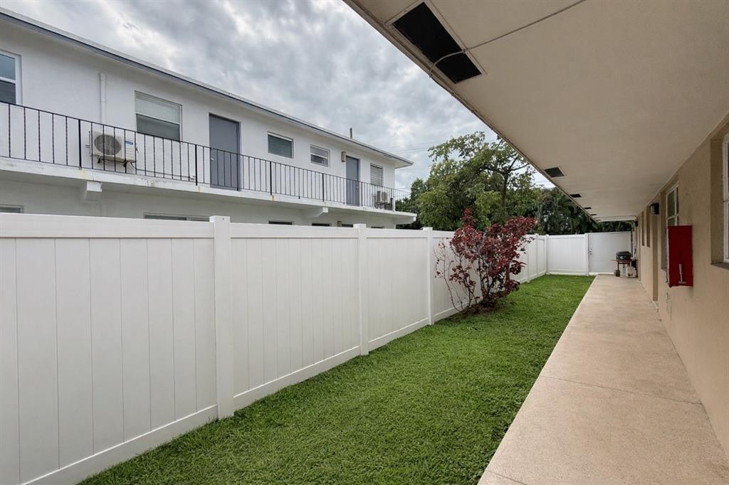 1441 Miami Road, Unit 1 Fort Lauderdale, FL 33316 - Photo 12 of 13 Photo 12