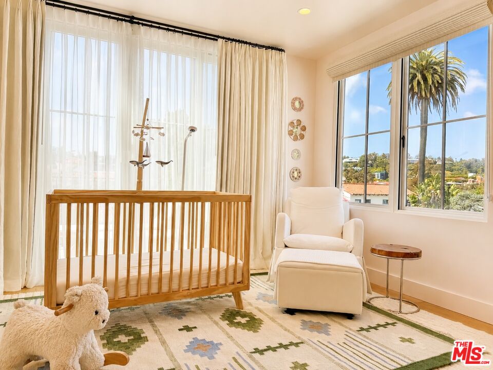 254 Mabery Road Santa Monica, CA 90402 - Photo 8 of 15