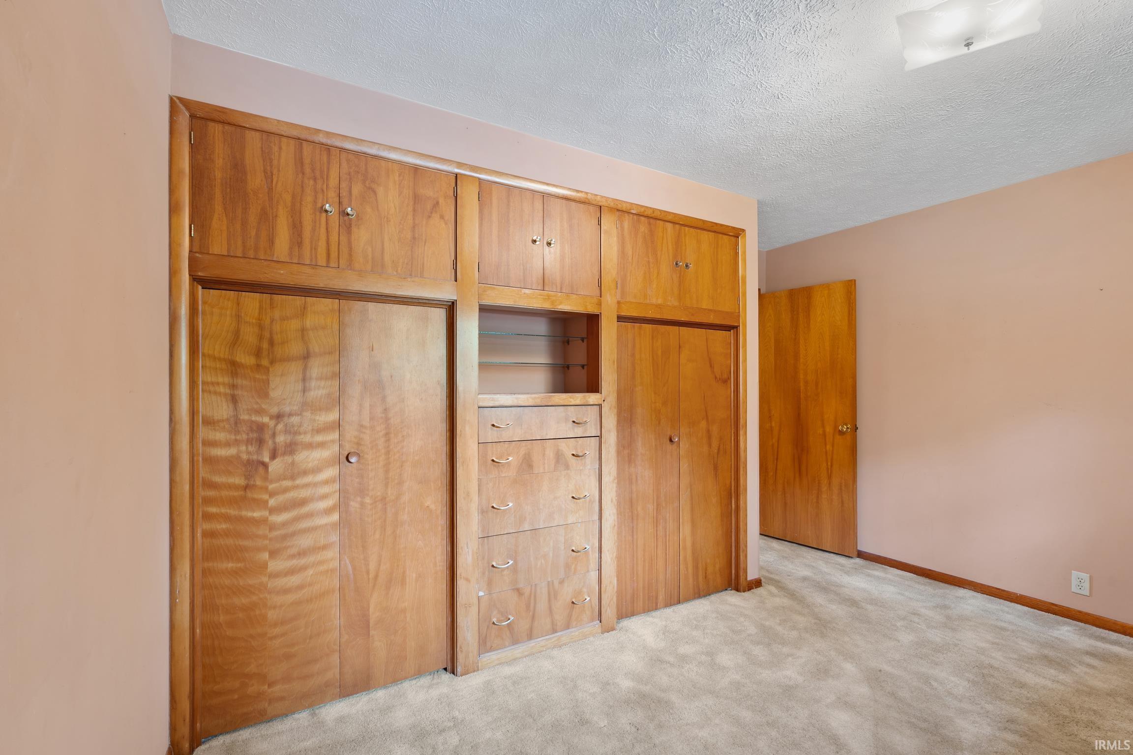 1715 East Springhill Road Warsaw, IN 46580 - Photo 32 of 36 Gallery Image 32