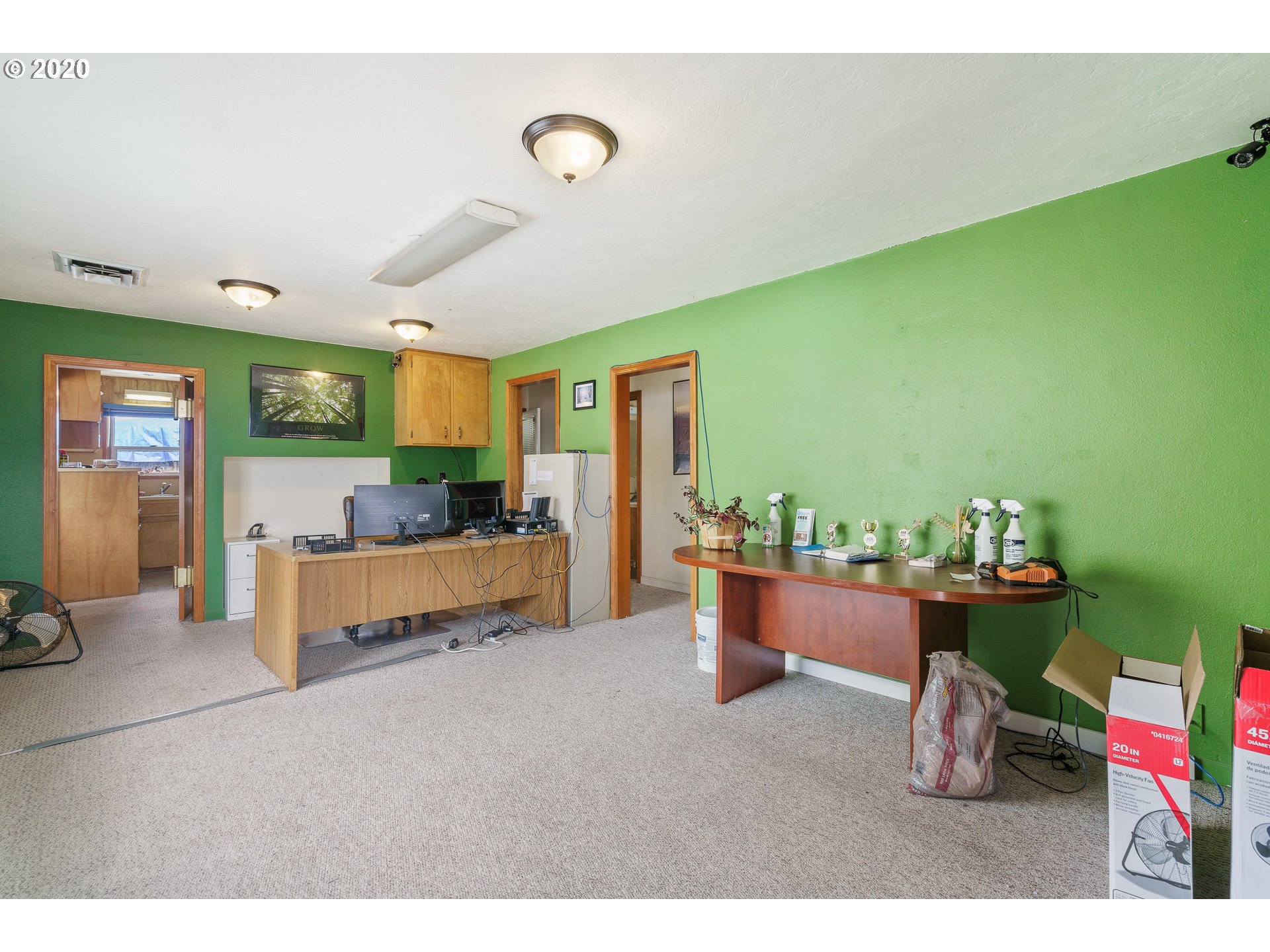 705 Southwest Queen Avenue Albany, OR 97321 - Photo 3 of 11 Gallery Image 3