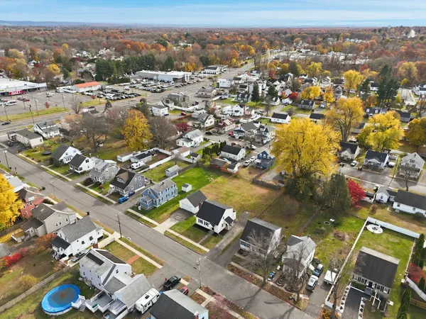 $364,000 | 23 Woodlawn Avenue, Enfield, CT 06082
