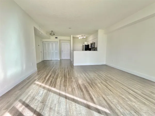 $2,560 | 16900 North Bay Road, Unit 21005, Sunny Isles Beach, FL 33160
