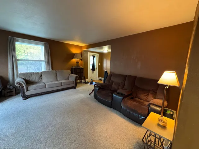 $105,000 | 811 Adams Avenue, Westbrook, MN 56183