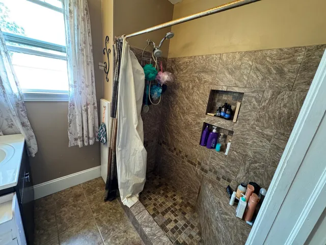 $105,000 | 811 Adams Avenue, Westbrook, MN 56183