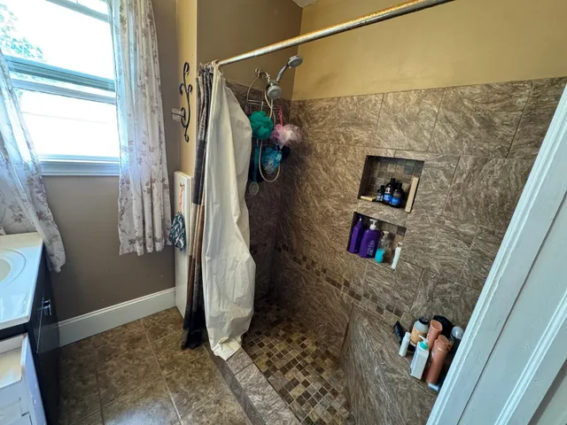 $105,000 | 811 Adams Avenue, Westbrook, MN 56183