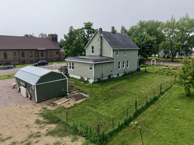 $105,000 | 811 Adams Avenue, Westbrook, MN 56183