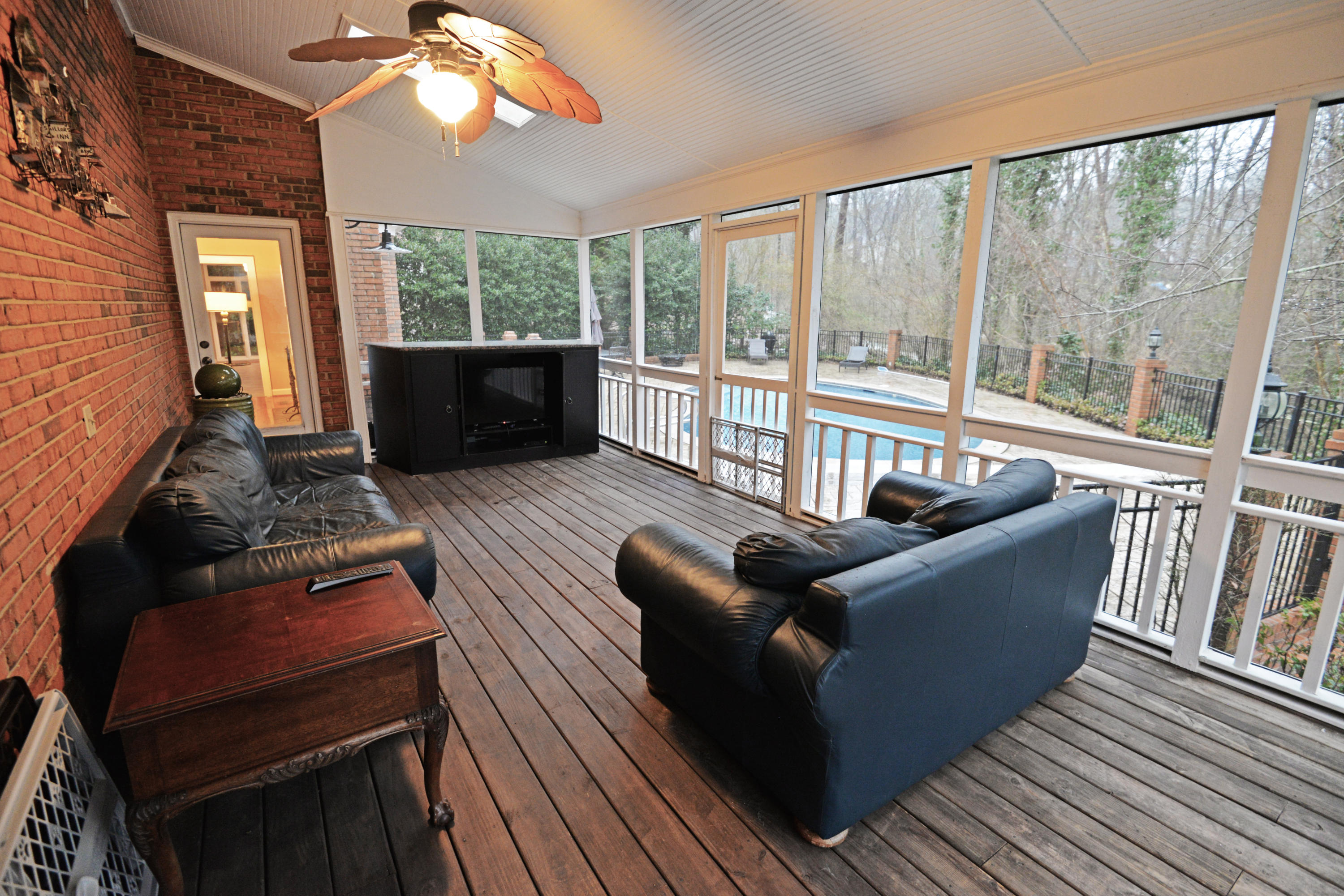 43 Middle Creek Road Signal Mountain, TN 37377 - Photo 40 of 50 Screened porch to GR