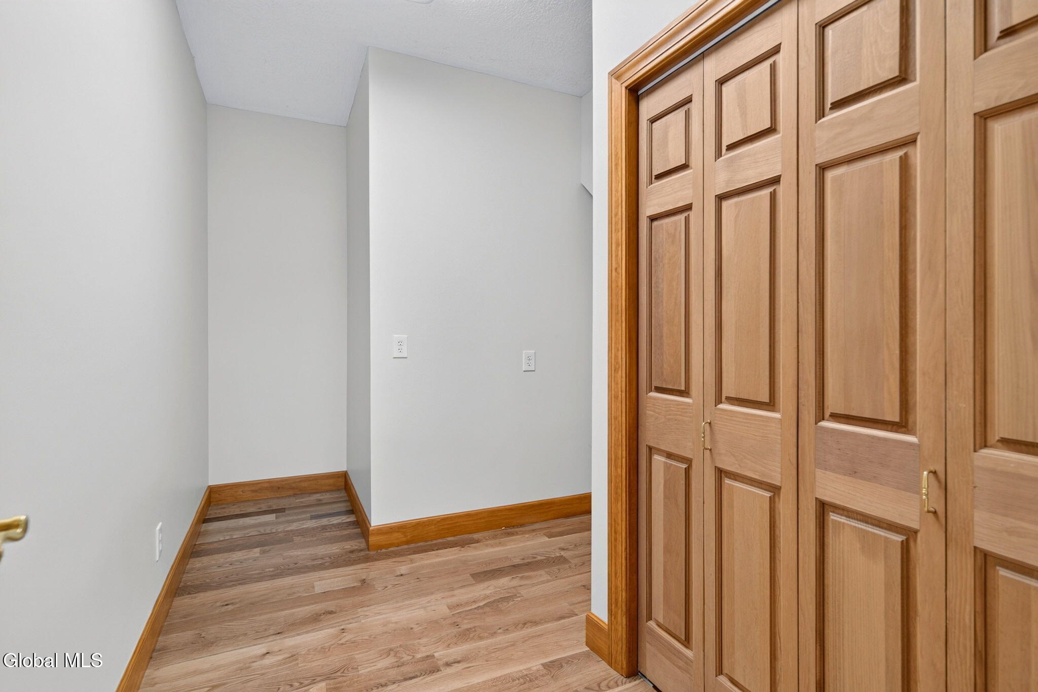 25 Outlet Road Ballston, NY 12019 - Photo 14 of 54 14-web-or-mls-014-011_DSC04645