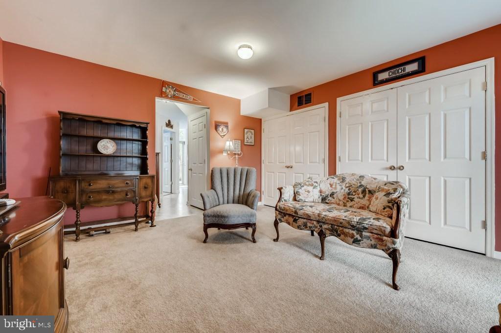 4025 Cutty Sark Road Baltimore, MD 21220 - Photo 5 of 26