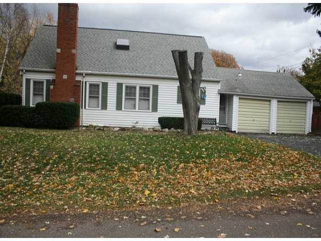 257 Pemberton Road Irondequoit, NY 14622 - Photo 1 of 1 Exterior Front
