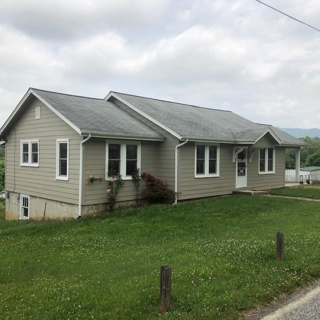 3754 Hollywood Ridge Road Lenoir, NC 28645 - Photo 2 of 17 Gallery Image 2