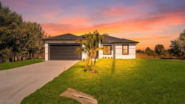 $430,000 | 7608 8th Place, LaBelle, FL 33935