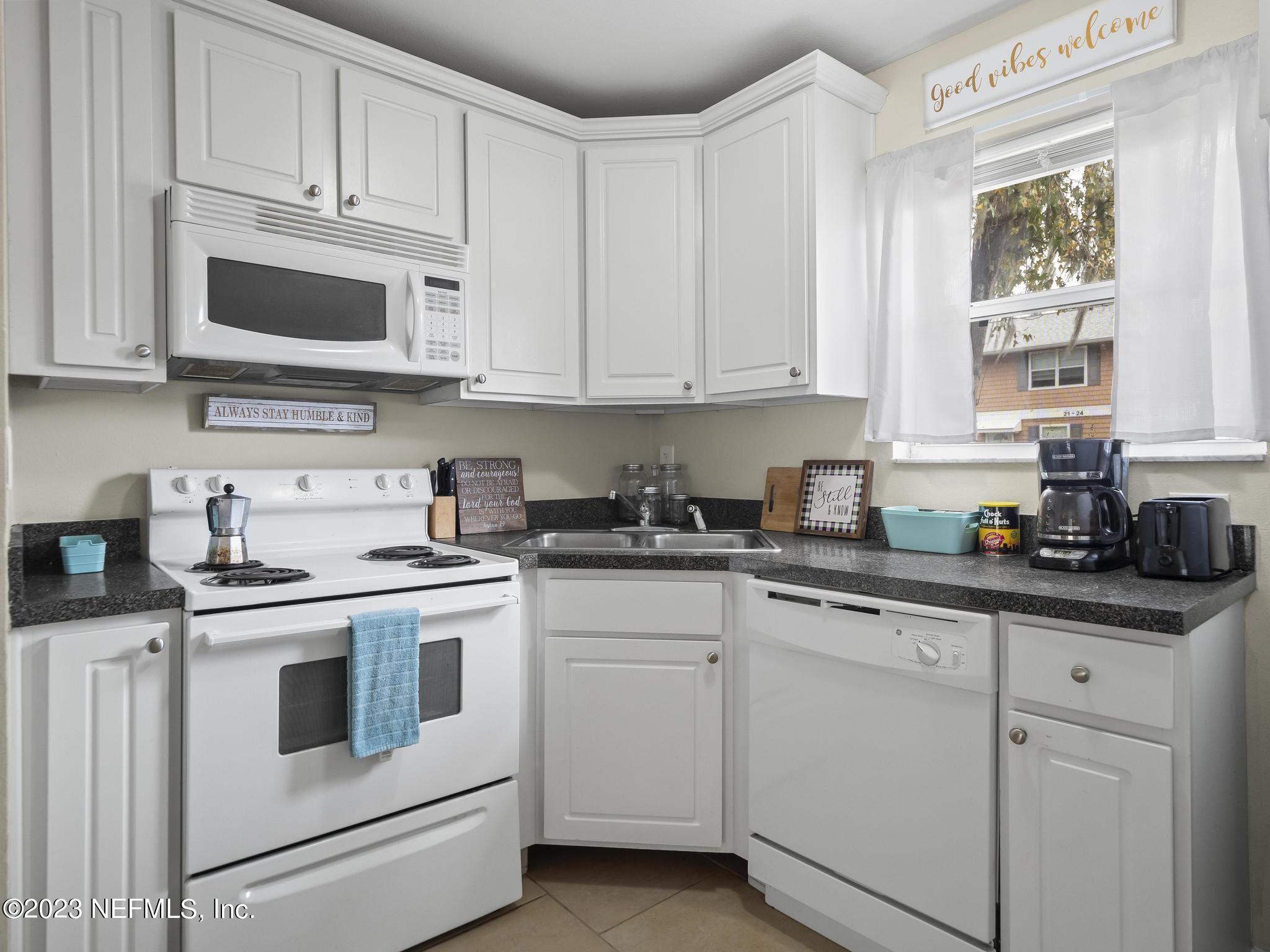4420 Carter Road, Unit 4 St. Augustine, FL 32086 - Photo 11 of 25 4420 Carter Rd