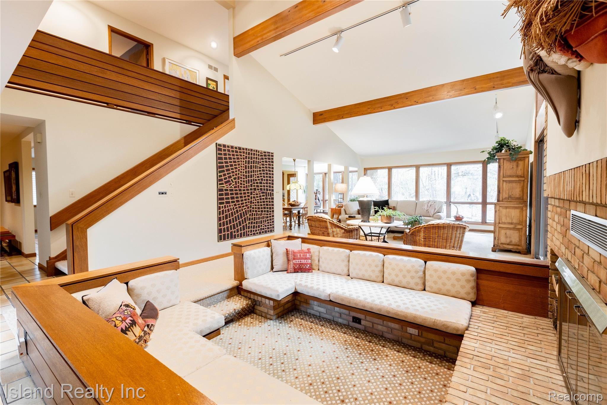 8747 Bridge Road Grosse Ile, MI 48138 - Photo 20 of 38 8747 Bridge Rd, Grosse Ile (10 of 45).jpg