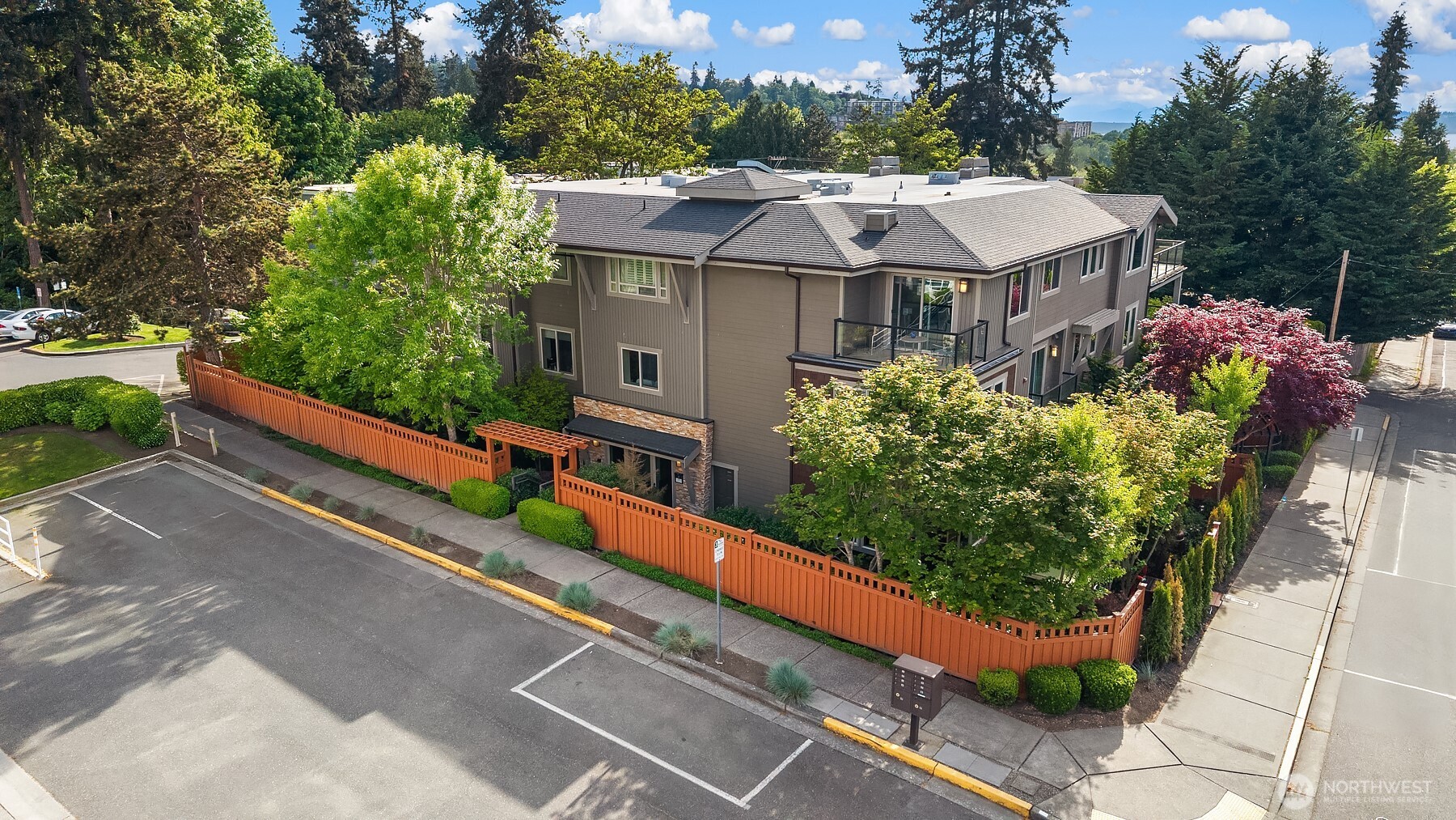 316 Walnut Street, Unit 103 Edmonds, WA 98020 - Photo 25 of 27