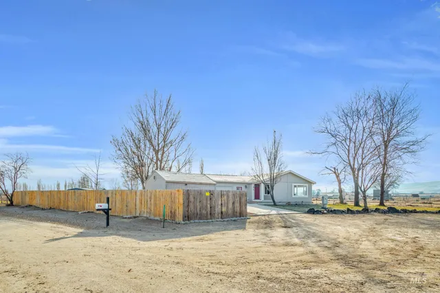 $485,000 | 2852 Sagebrush Drive, Homedale, ID 83628