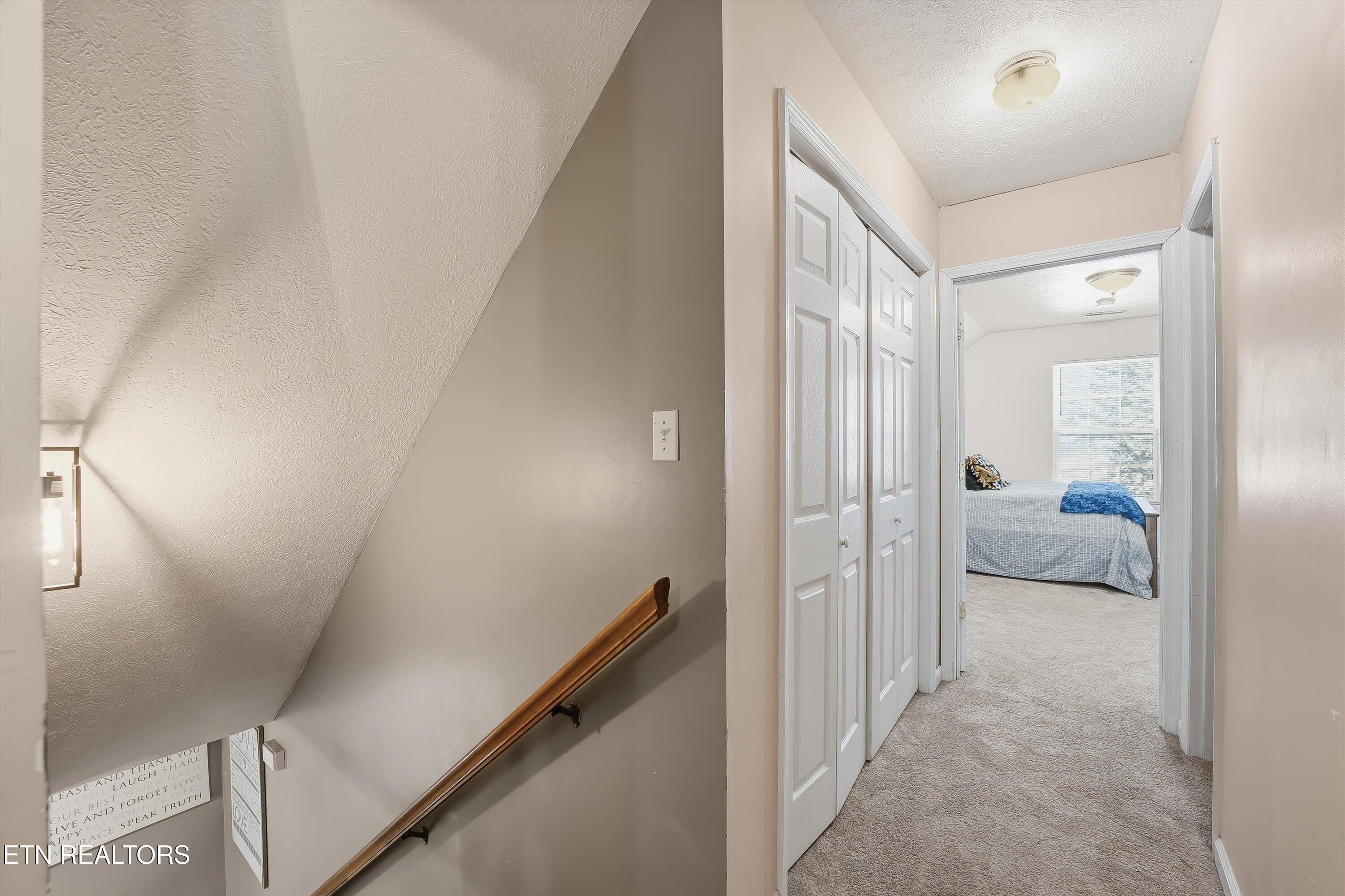 2629 Chukar Road Knoxville, TN 37923 - Photo 20 of 25 Upstairs Hall