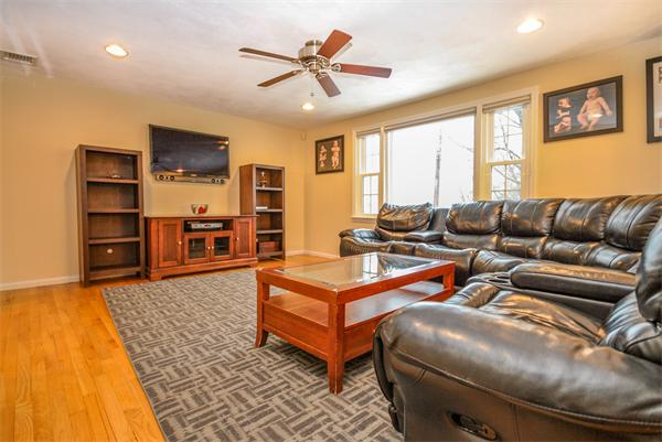 1 Stockdale Road Needham, MA 02492 - Photo 6 of 14