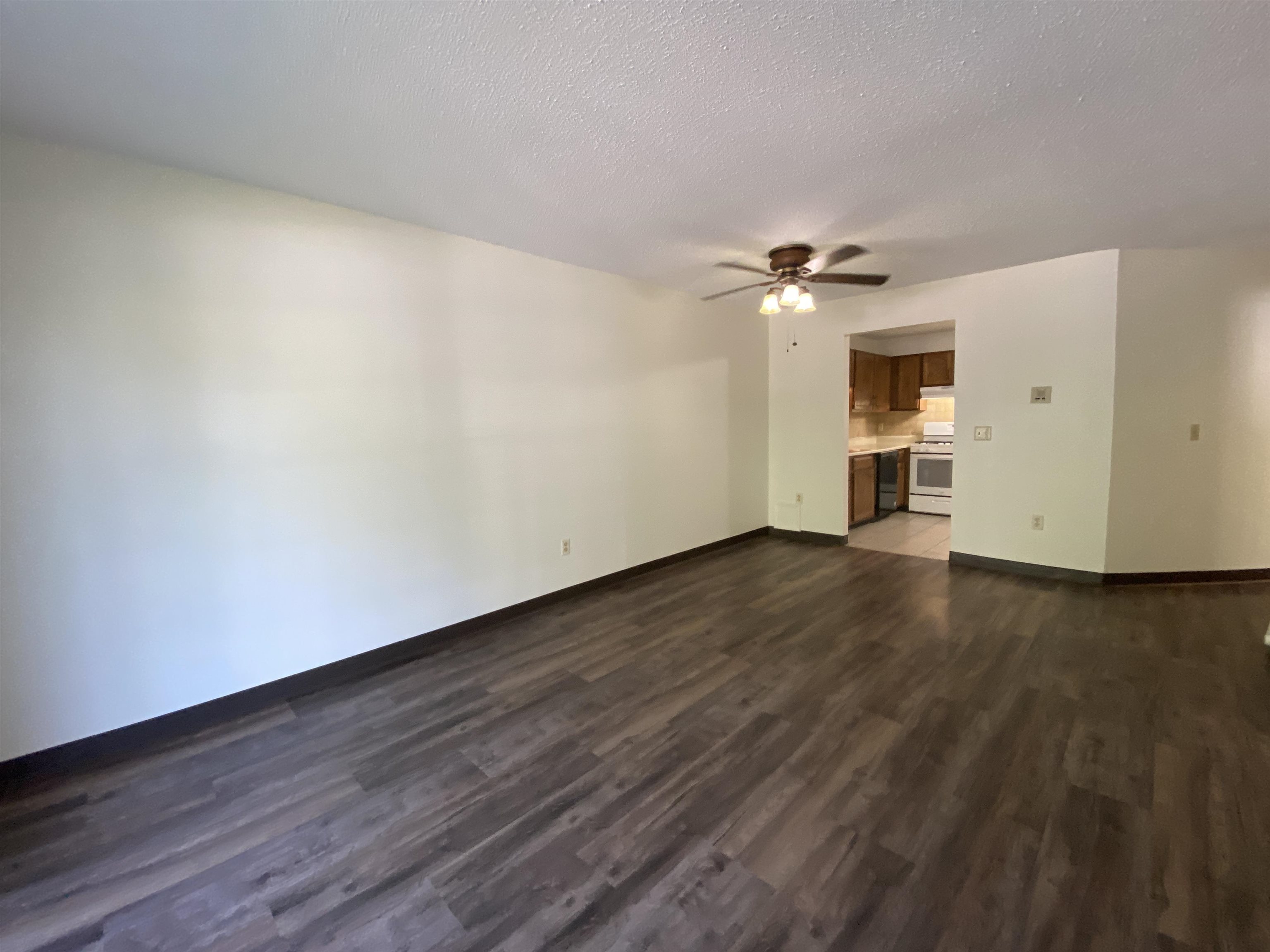 377 Huse Road, Unit 35 Manchester, NH 03103 - Photo 16 of 32