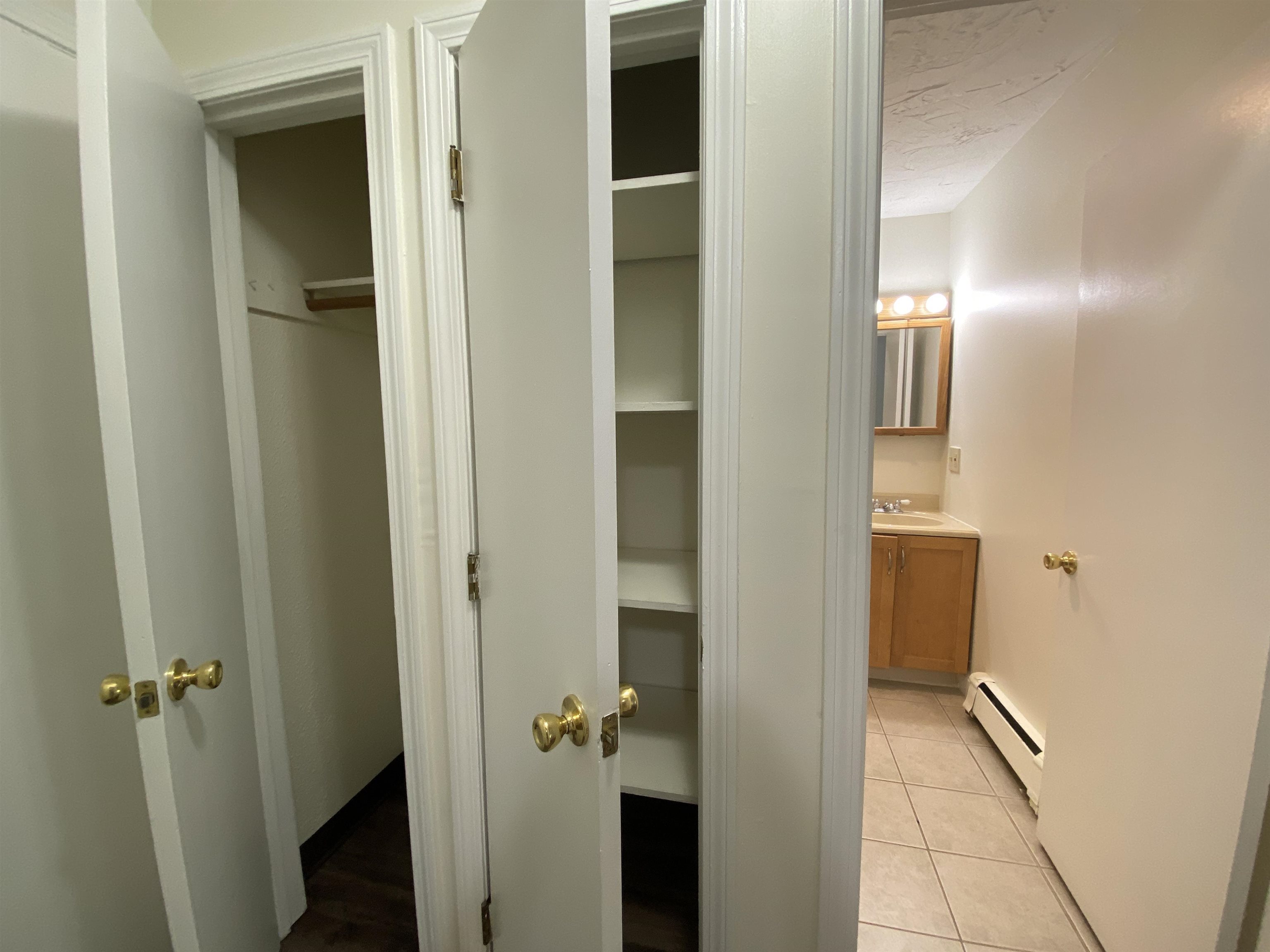 377 Huse Road, Unit 35 Manchester, NH 03103 - Photo 17 of 32