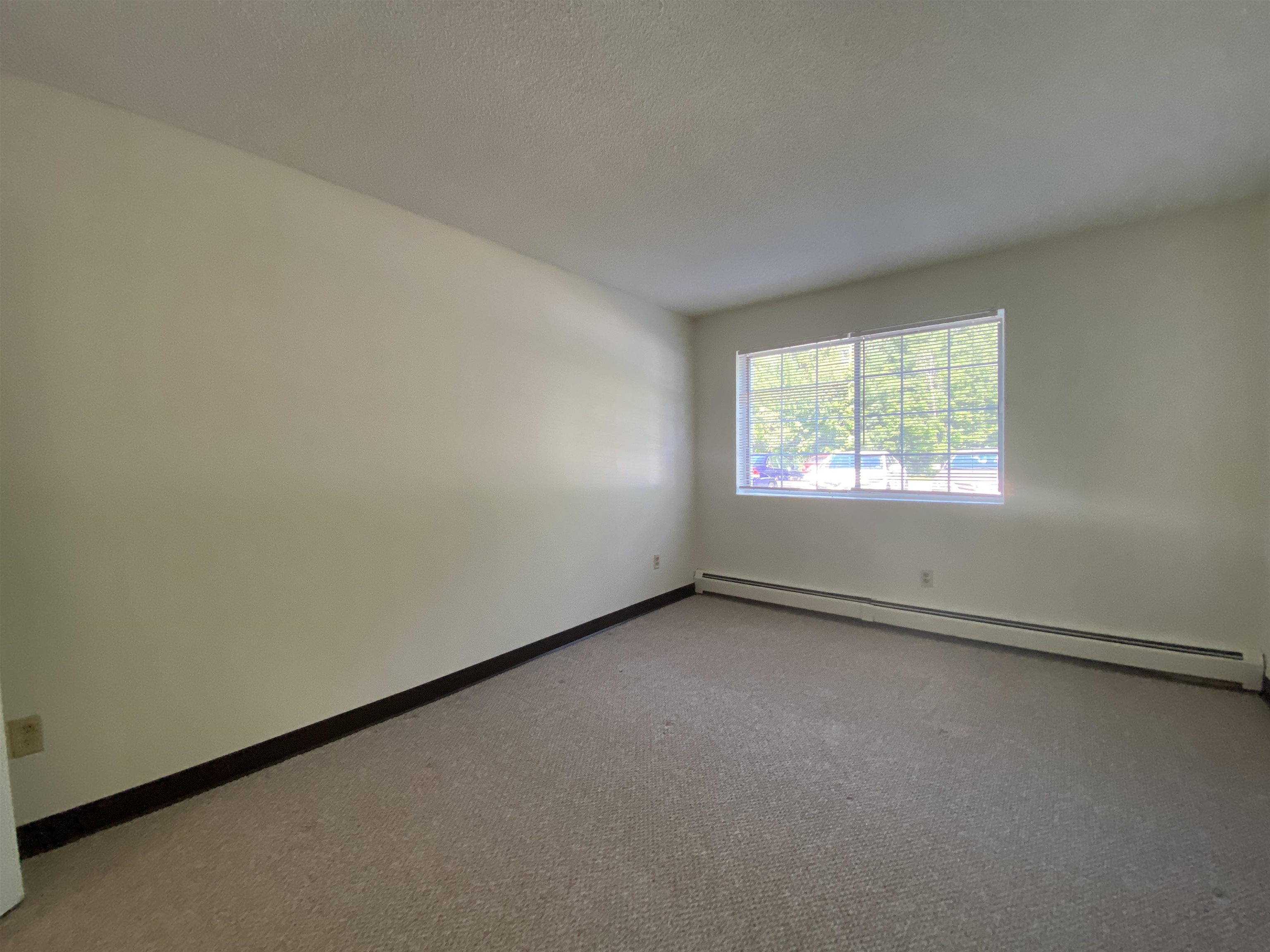 377 Huse Road, Unit 35 Manchester, NH 03103 - Photo 21 of 32