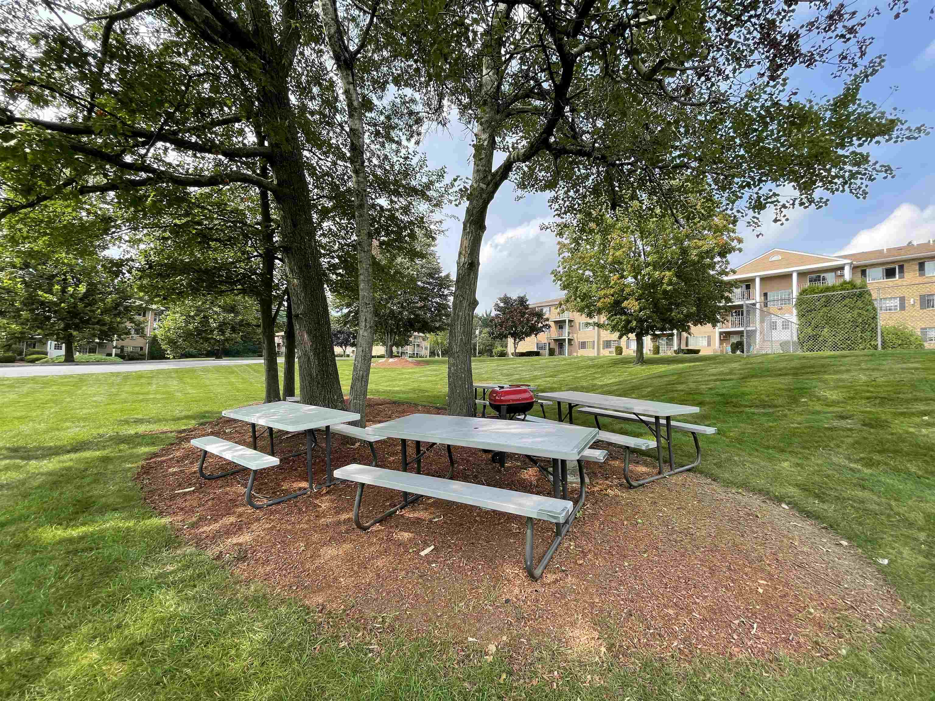 377 Huse Road, Unit 35 Manchester, NH 03103 - Photo 30 of 32