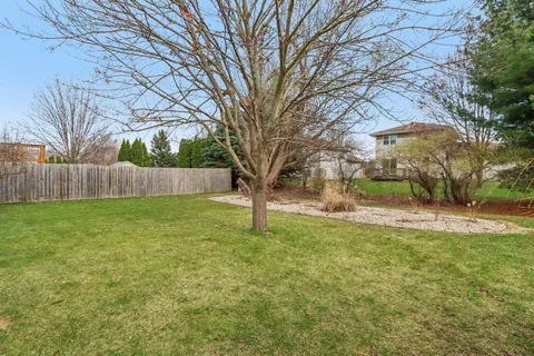 $485,000 | 5495 Quarry Hill Drive, Fitchburg, WI 53711