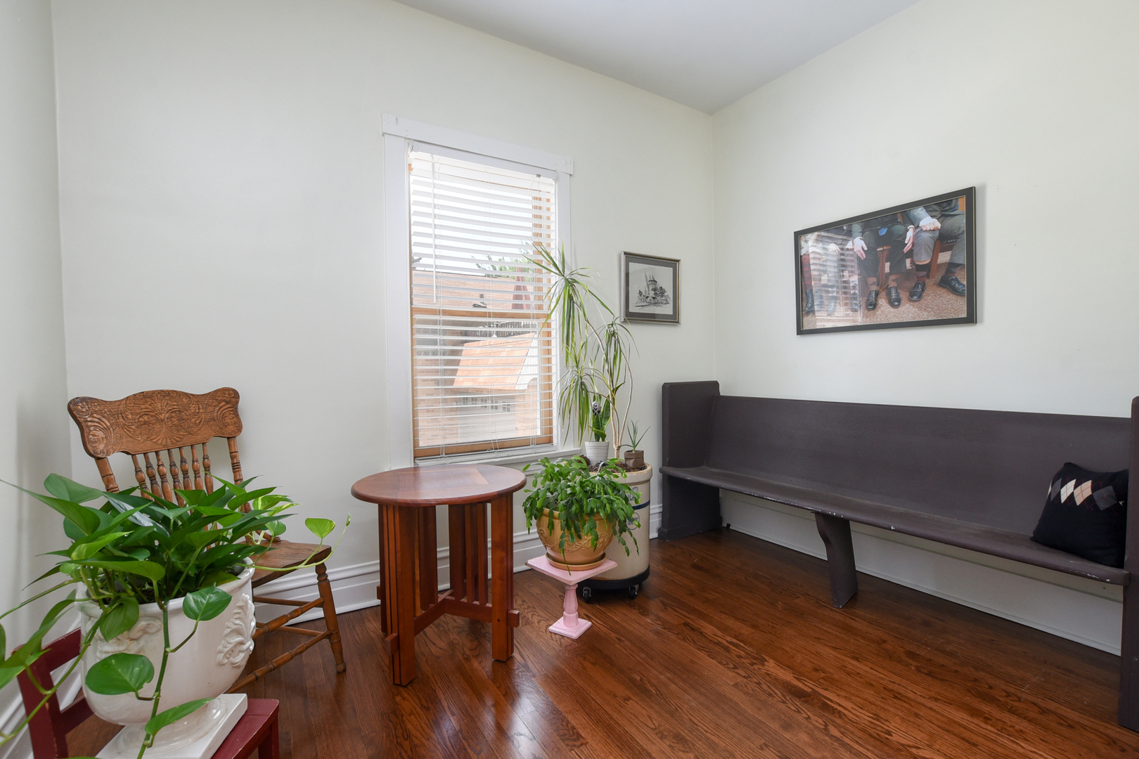 220 East Burlington Street Riverside, IL 60546 - Photo 21 of 31 a living room with furniture and a potted plant