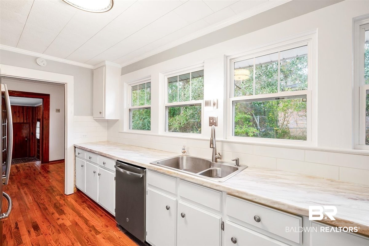 2664 Demetropolis Road Mobile, AL 36693 - Photo 6 of 28