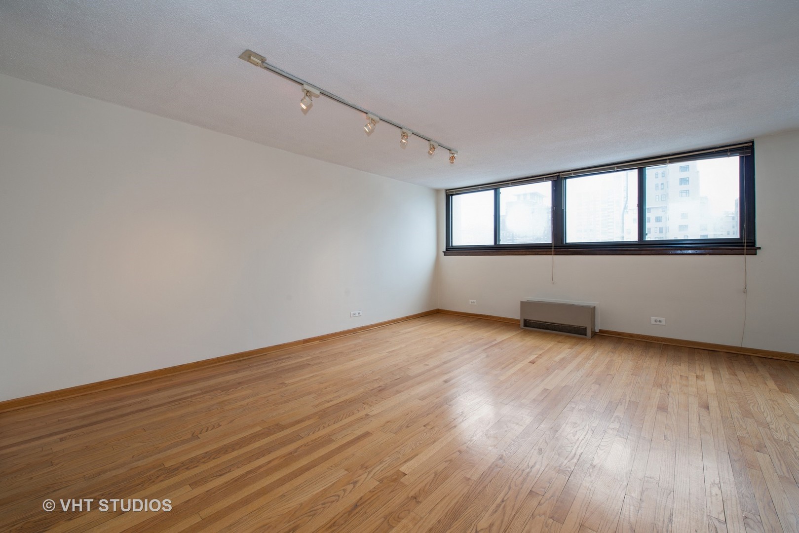 30 East Division Street, Unit 10B Chicago, IL 60610 - Photo 2 of 15
