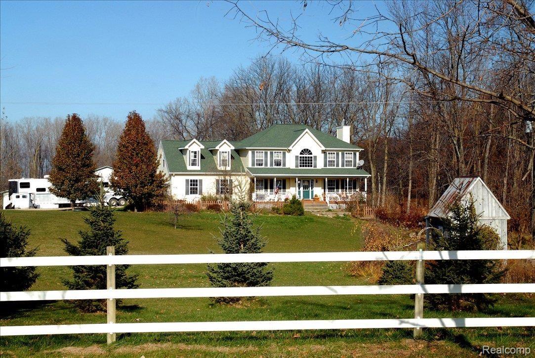 9010 West Sober Road Fowlerville, MI 48836 - Photo 2 of 14 JFN_9404