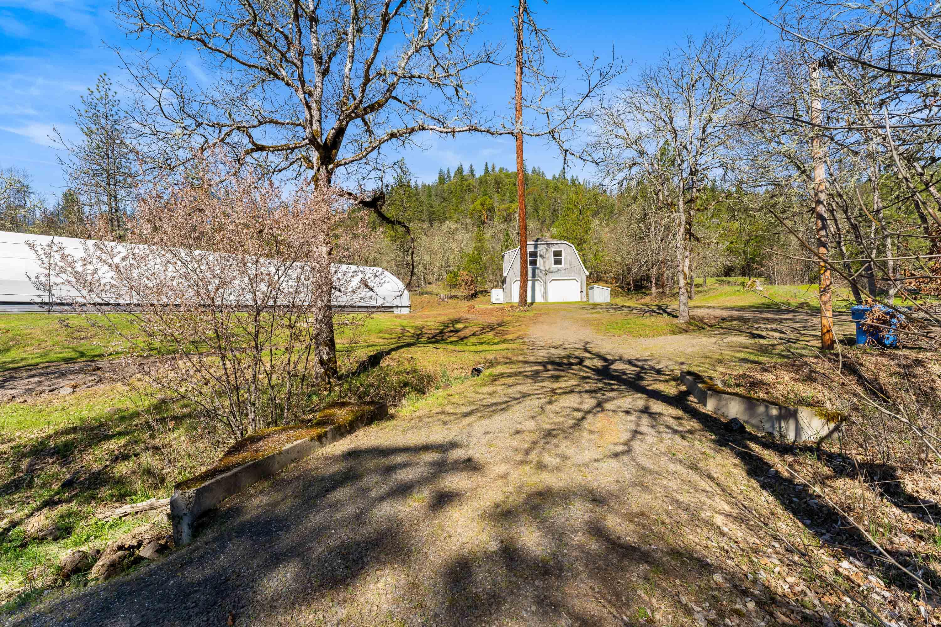 164 Busch Road Trail, OR 97541 - Photo 5 of 20 13-EXT (2 of 11)