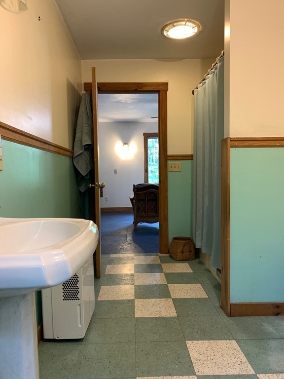 166 East Chestnut Hill Road Montague, MA 01351 - Photo 13 of 32