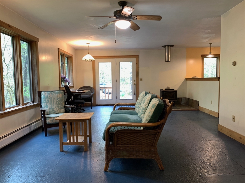 166 East Chestnut Hill Road Montague, MA 01351 - Photo 4 of 32