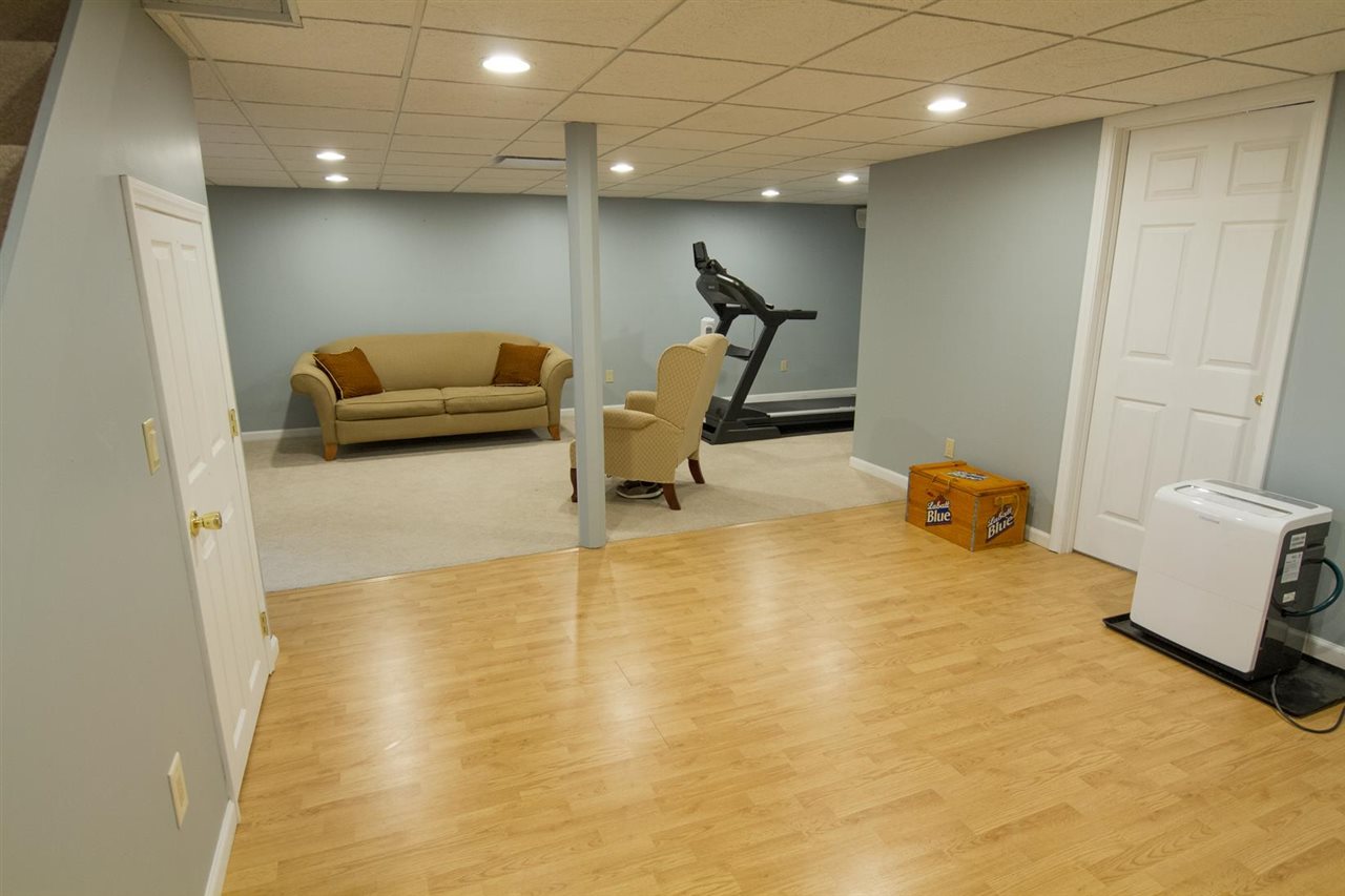 4317 Stork Road Saginaw, MI 48604 - Photo 42 of 51 1893237-41.JPG