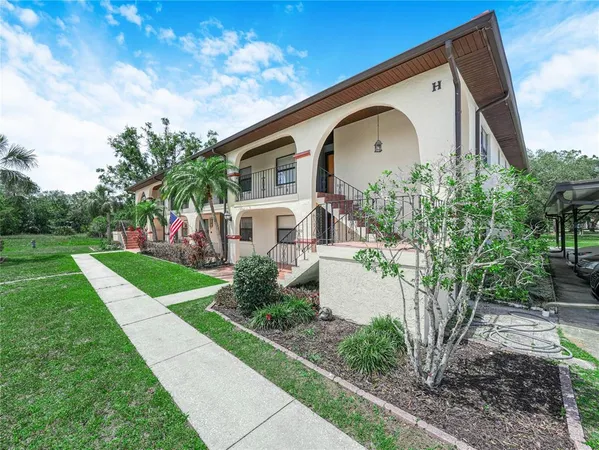 $129,900 | 2809 Granada Court, Unit 5, Lake Wales, FL 33898