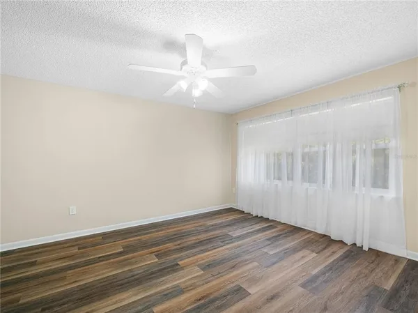 $129,900 | 2809 Granada Court, Unit 5, Lake Wales, FL 33898