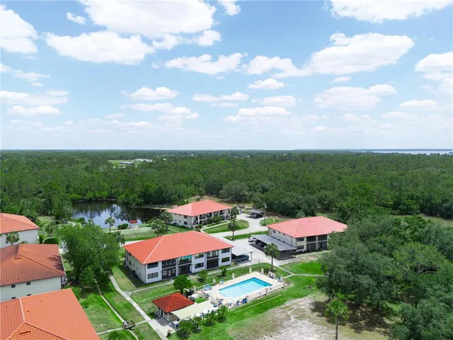 $139,900 | 2809 Granada Court, Unit 5, Lake Wales, FL 33898