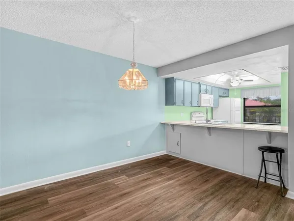$129,900 | 2809 Granada Court, Unit 5, Lake Wales, FL 33898