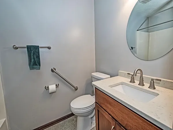 $190,000 | 2750 Iowa Drive, Unit 14, Lower Burrell, PA 15068