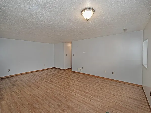 $190,000 | 2750 Iowa Drive, Unit 14, Lower Burrell, PA 15068